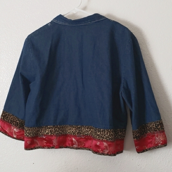 Nina Piccalino Cropped Denim Jacket w/Leopard & Asian Floral Trim Size 12 - Picture 2 of 7
